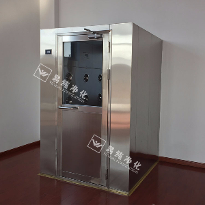 不銹鋼風(fēng)淋室為何深受市場青睞？